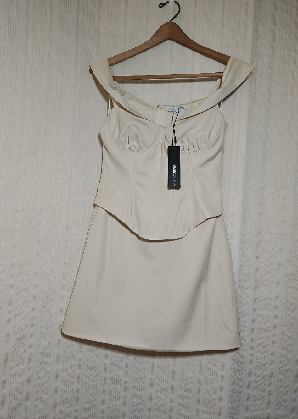 Fashion Nova Beige Corset Mini Dress NWT Size Medium
